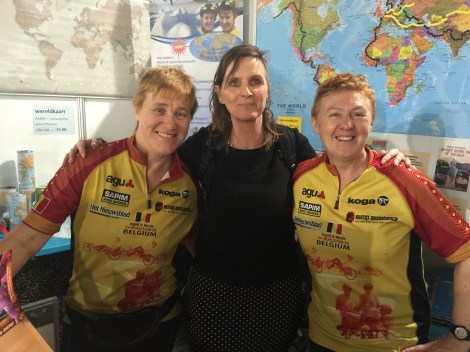 Met fietsheldinnen Ingrid en Nicole op de foto