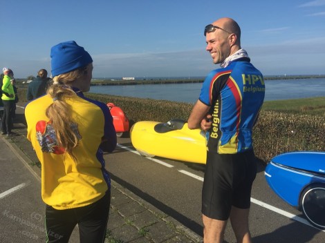 Bas en Peter in geel en blauw